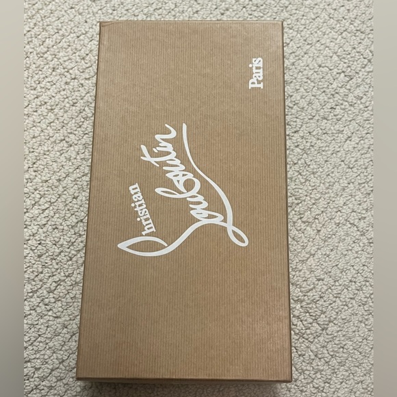 New Christian Louboutin pointed toe flats - Picture 7 of 7